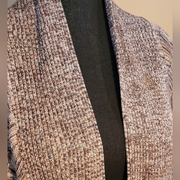 BELLDINI Open Sweater, Long Cut Hem, Cut-Out on the Boddess, Size XL - Picture 6 of 15